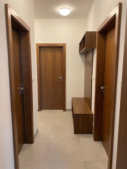 Spacious 2Br Apartment 6Min From Prague Castle! Екстер'єр фото